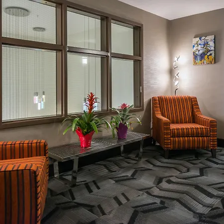 Encore Suites By Service Plus Inns-3