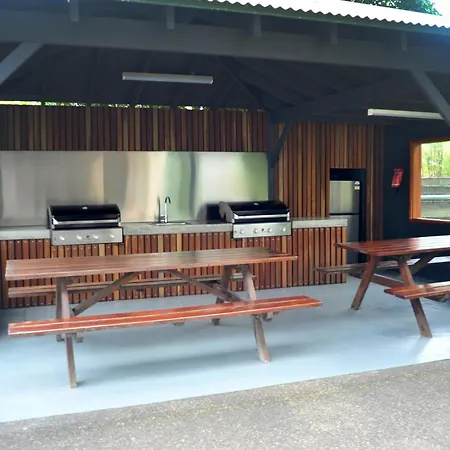 Apollo Apartments Merimbula-3