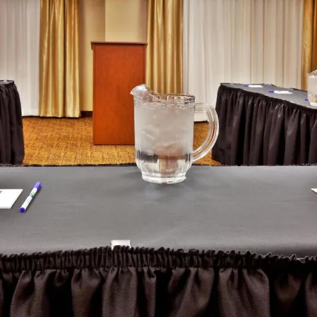 Holiday Inn Express Hotel & Suites Crawfordsville By Ihg-3