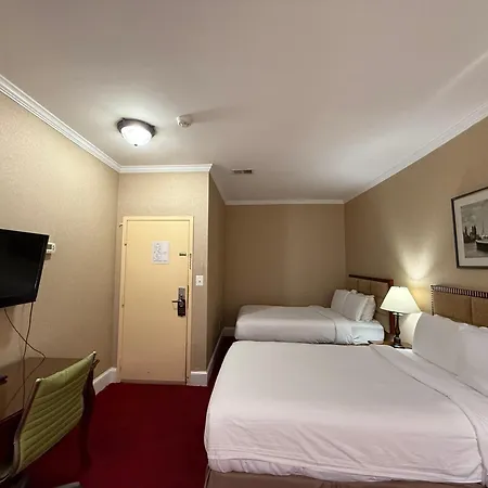 The Baron Hotel-3