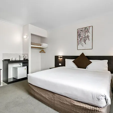 Comfort Hotel Dandenong-2