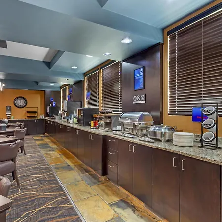 Best Western Bonnyville Inn & Suites-3