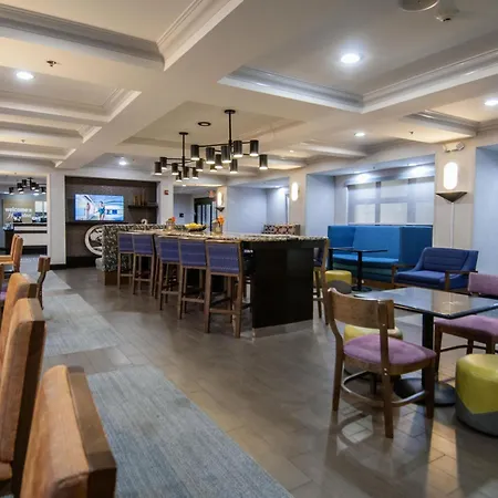 Hampton Inn West Monroe-2