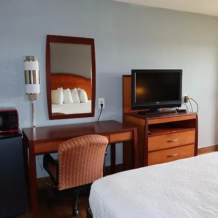 Americas Best Value Inn Yukon-3