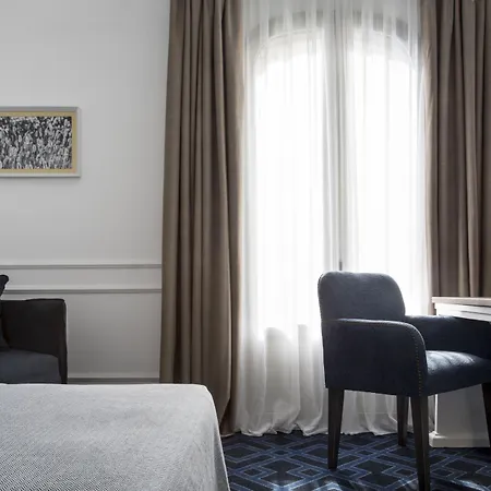Hotel Midmost By Majestic Hotel Group-3