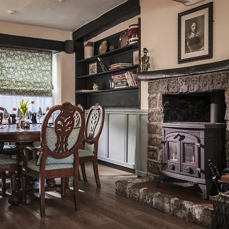 Cromwell Arms-3