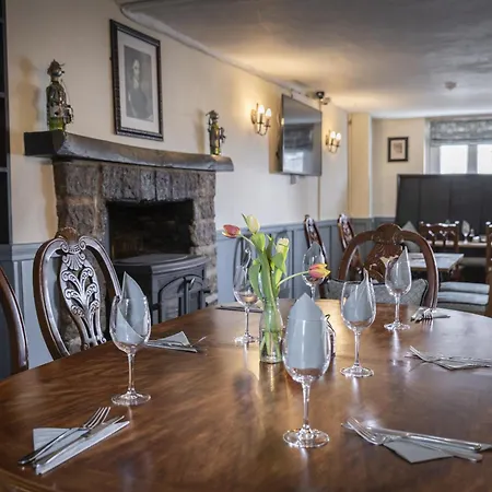 Cromwell Arms-2