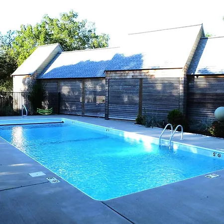 Cape Cod Veranda-3