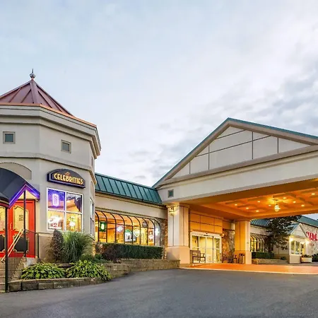 Ramada By Wyndham State College Hotel & Conference Center-2