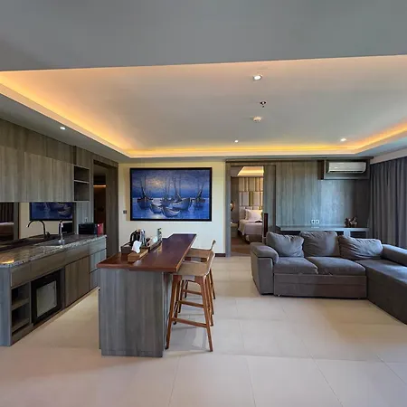 The Crystal Luxury Bay Resort Nusa Dua-2