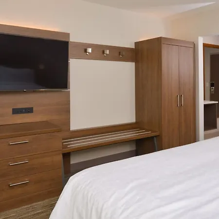 Holiday Inn Express & Suites - Ottumwa By Ihg-2
