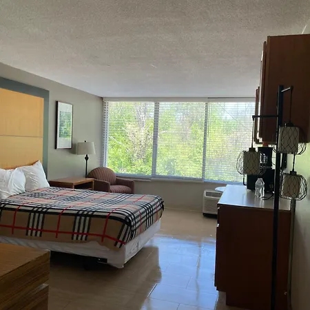 Apm Inn & Suites-2