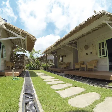 Gili Breeze Tropical Bungalows-3