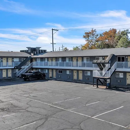 Bentley Motel-2