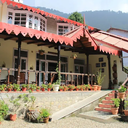 Swiss Cottage-2