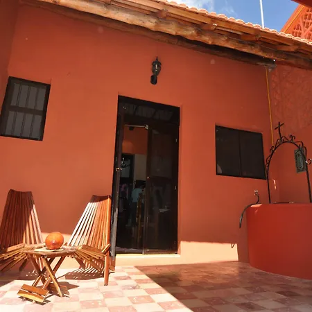 Casa de Zari B&B-2