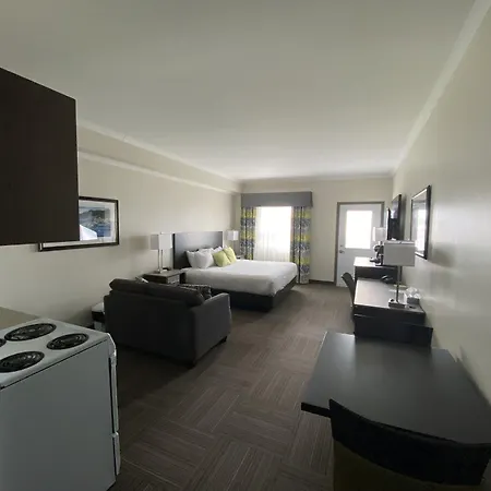 Crossroads Inn & Suites-2