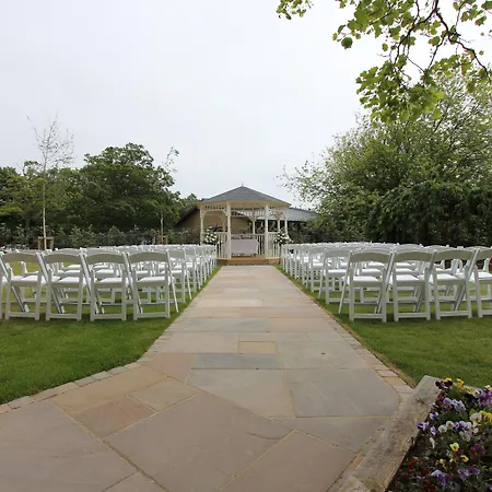 Yarrow Hotel-2