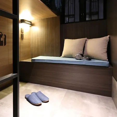 Just Hotel-2