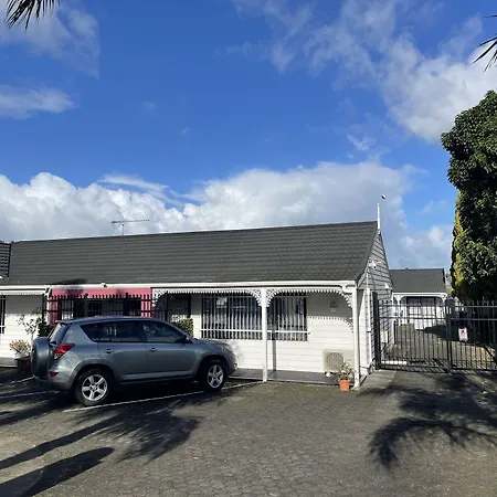 Papakura Pioneer Motor Lodge & Motel-2