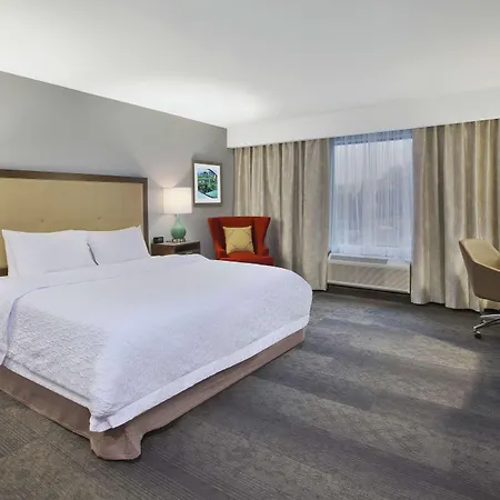 Hampton Inn By Hilton Detroit Dearborn, Mi-2