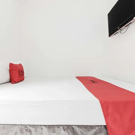 Reddoorz @ Tondano Benhill-3