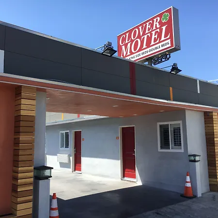 Clover Motel-3