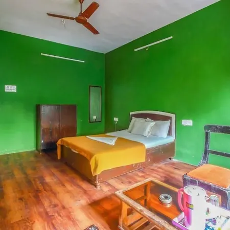 Hotel Evergreen-3