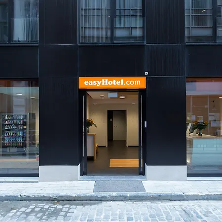 Easyhotel Brussels City Centre-2