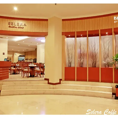 Townhouse Oak Jakarta near Monumen Nasional formerly Hotel Bintang Wisata Mandiri-2