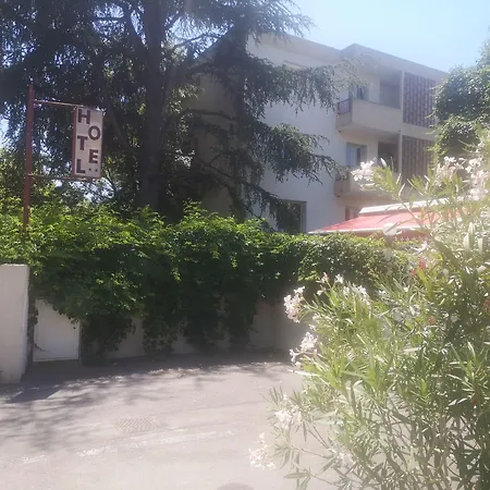 Hotel les Troenes-2