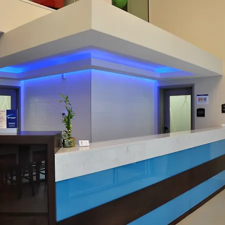 Best Western Plus Hotel Montreal-3