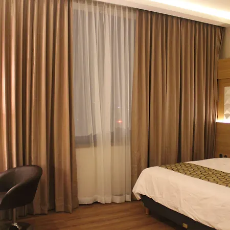 Fontana Hotel Jakarta-3