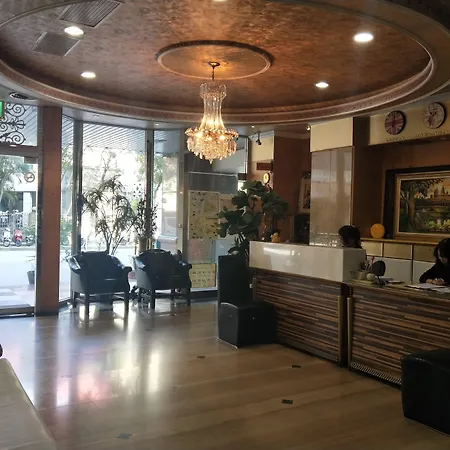 Berkeley Business Hotel Zhongzheng-2