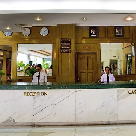 John'S Pardede International Hotel-2