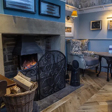 Kings Head By Chef & Brewer Collection-2