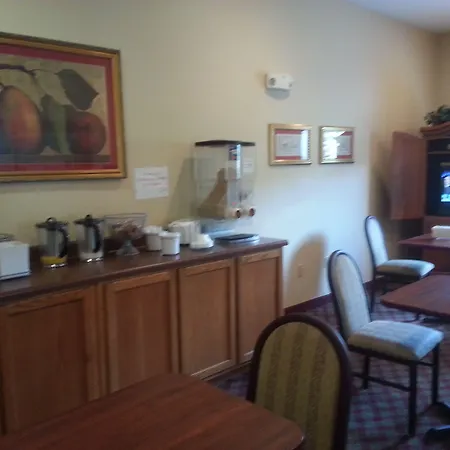 Super 8 By Wyndham Pascagoula-2