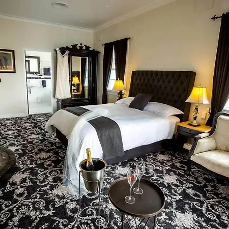 The Commercial Boutique Hotel-3