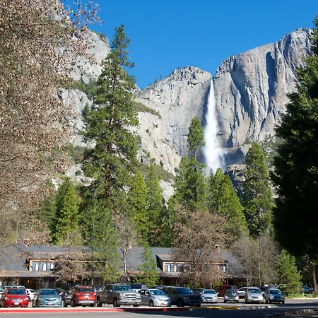 Yosemite Valley Lodge-2