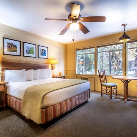 Yosemite Valley Lodge-3