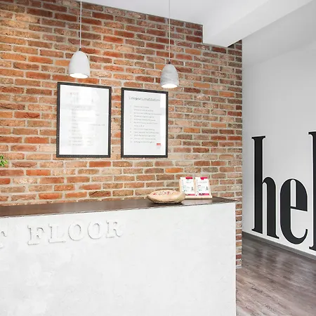 1St Floor Koeln 2-2