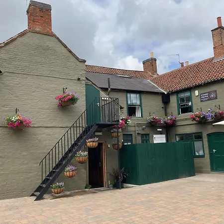 Beaumond Cross Inn-3
