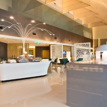 Ambassador Transit Lounge Terminal 2-2