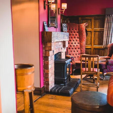 The Dog & Doublet Inn-2