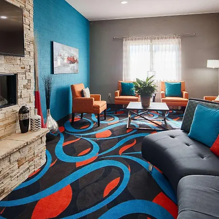 Best Western Plus Lonestar Inn & Suites-3