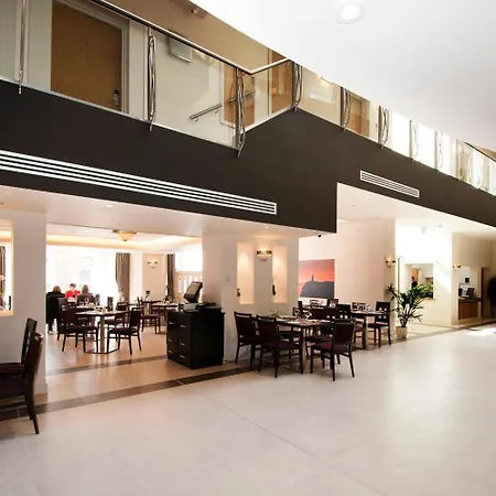 Mannin Hotel-2