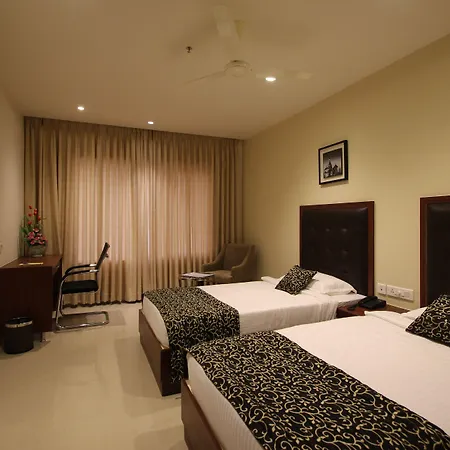 Hotel Hyderabad Grand-3