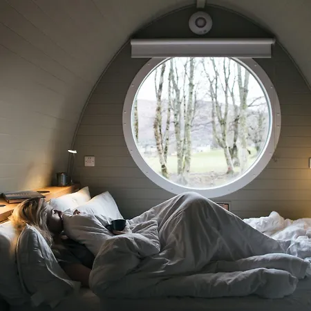 Riverbeds - Luxury Wee Lodges With Hot Tubs-3