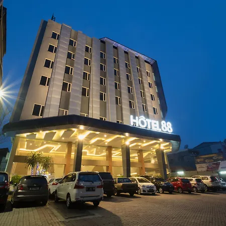 Hotel 88 Itc Fatmawati Jakarta By Wh-3