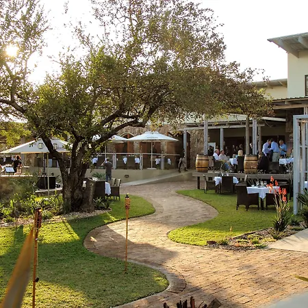 Bushveld Terrace Safari Hotel, Lodge & Spa-3
